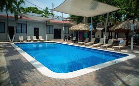 Mi Tierra Aeropuerto Sal Hotel Y Restaurante